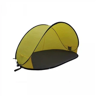 Tienda de playa emergente